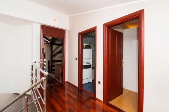 Vila Severní Dalmácie - Šibenik DA 8150 N1