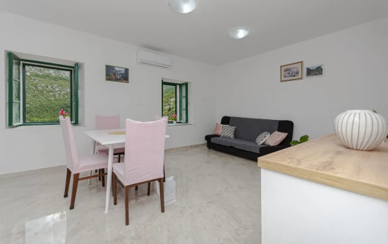 Apartmán Střední Dalmácie - Podašpilje DA 8154 N1
