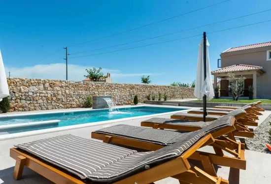 Vila Severní Dalmácie - Privlaka DA 8155 N1