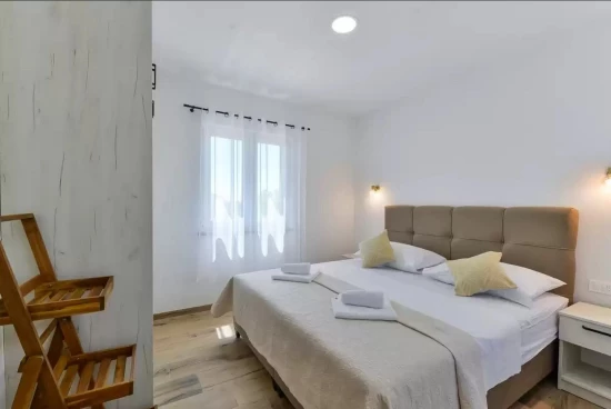 Vila Severní Dalmácie - Privlaka DA 8155 N1