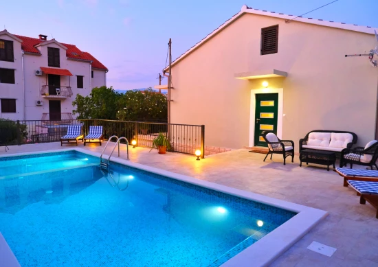 Domek Ostrov Brač - Supetar OS 10051 N1