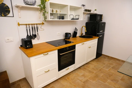 Domek Ostrov Brač - Supetar OS 10051 N1