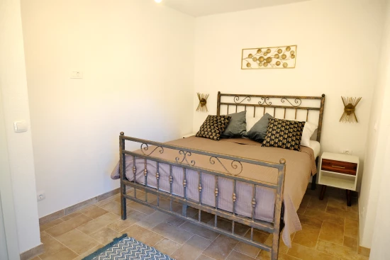 Domek Ostrov Brač - Supetar OS 10051 N1