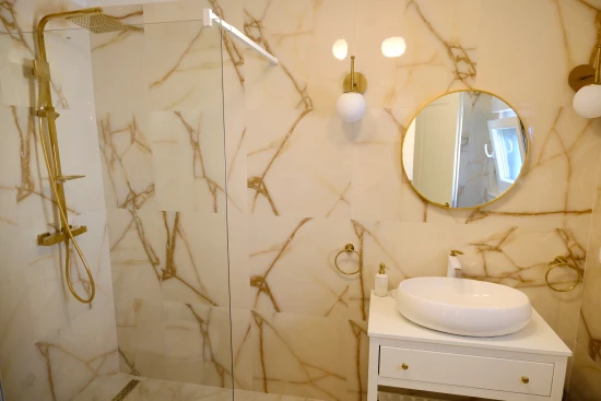 Domek Ostrov Brač - Supetar OS 10051 N1