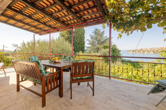 Apartmán Střední Dalmácie - Okrug Gornji DA 8158 N1