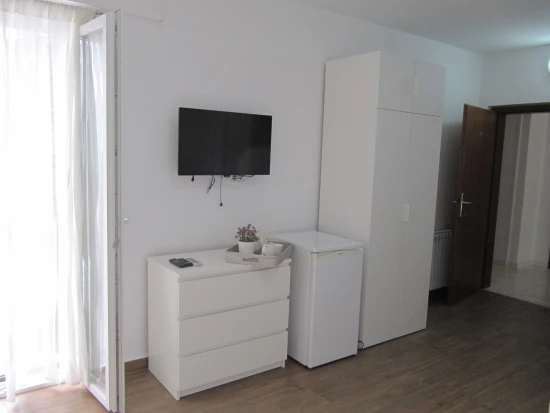 Apartmánový pokoj Střední Dalmácie - Brist (Gradac) DA 8167 N1