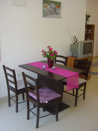 Apartmán Střední Dalmácie - Kaštela DA 8172 N1