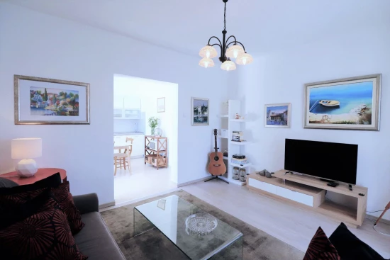 Domek Střední Dalmácie - Okrug Gornji DA 8174 N1