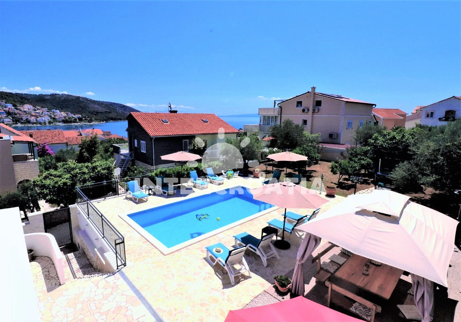 Domek Střední Dalmácie - Okrug Gornji DA 8174 N1