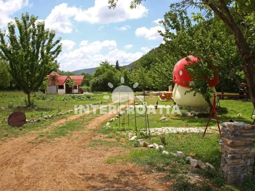 Domek Severní Dalmácie - Rupe (Krka) DA 8176 N1