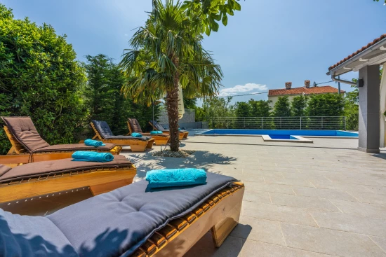 Vila Kvarner - Jadranovo (Crikvenica) KV 7547 N1