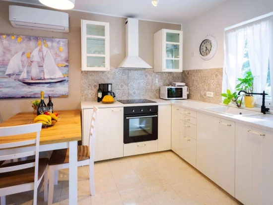 Vila Istrie - Labin (Rabac) IS 7128 N1