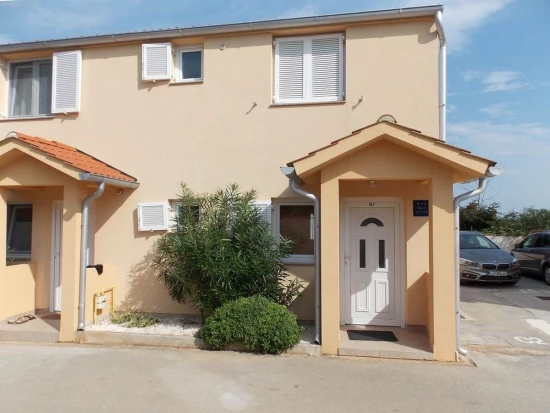 Domek Istrie - Ližnjan IS 7130 N1