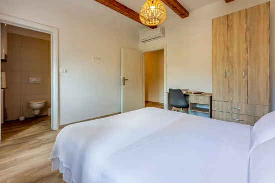 Vila Kvarner - Drivenik (Crikvenica) KV 7551 N1