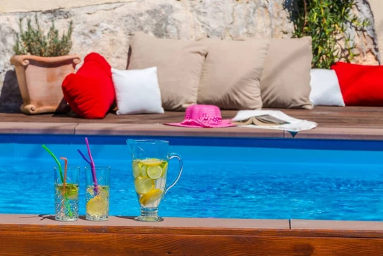 Vila Jižní Dalmácie - Mravnica (Mravinca) DA 8184 N1