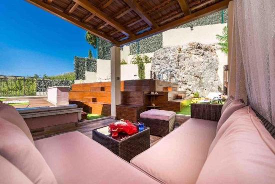 Vila Jižní Dalmácie - Mravnica (Mravinca) DA 8184 N1