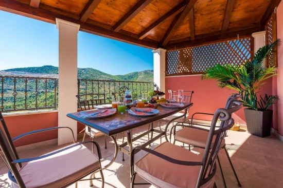 Vila Jižní Dalmácie - Mravnica (Mravinca) DA 8184 N1