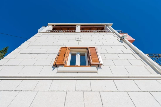 Vila Jižní Dalmácie - Mravnica (Mravinca) DA 8184 N1