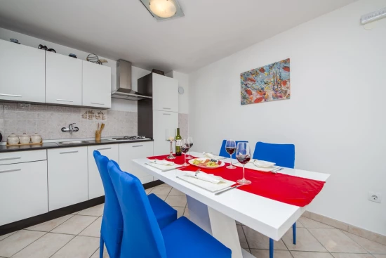 Vila Jižní Dalmácie - Mravnica (Mravinca) DA 8184 N1