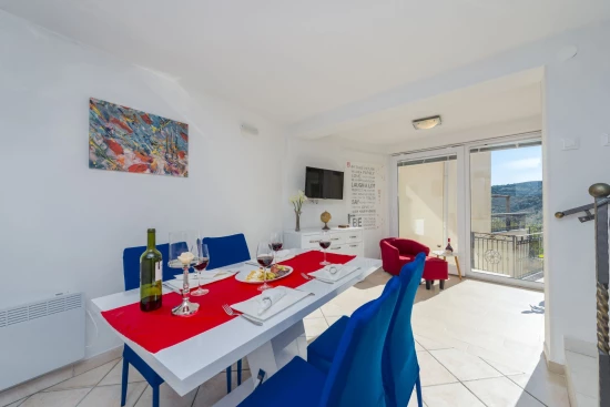 Vila Jižní Dalmácie - Mravnica (Mravinca) DA 8184 N1