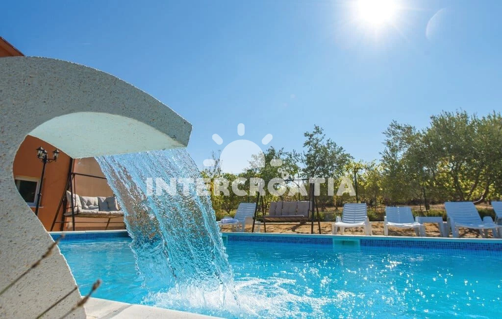 Vila Střední Dalmácie - Kaštela DA 8190 N1