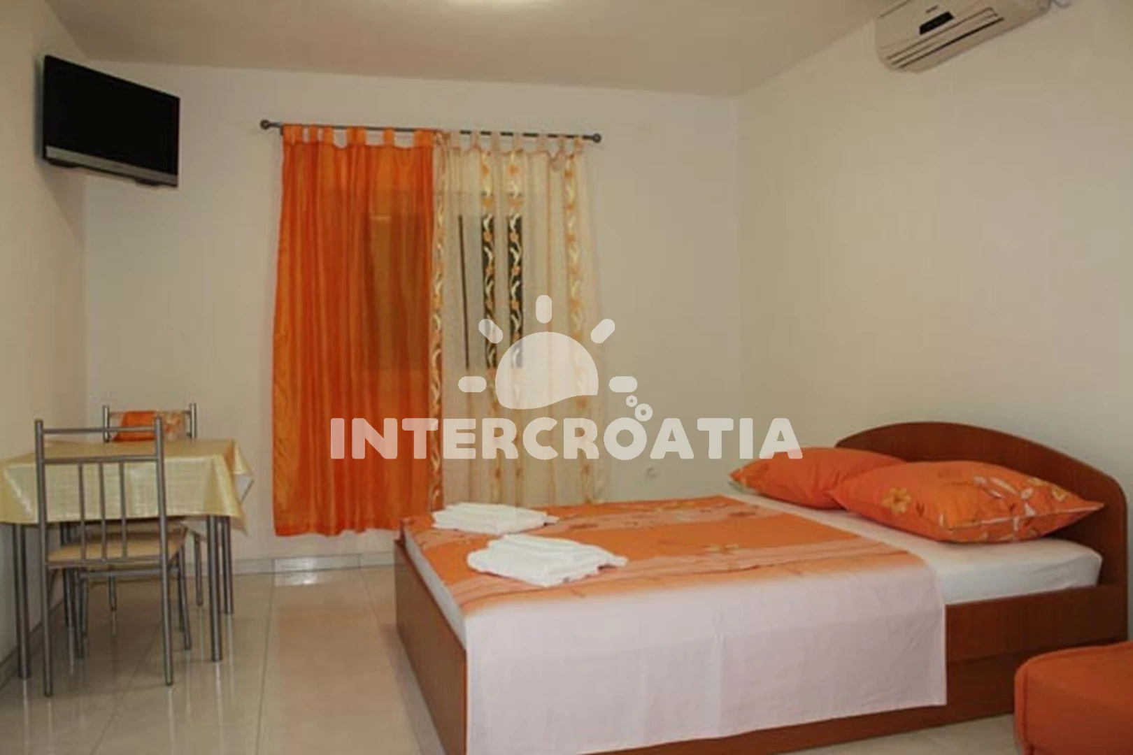 Apartmán Střední Dalmácie - Podaca DA 8192 N2