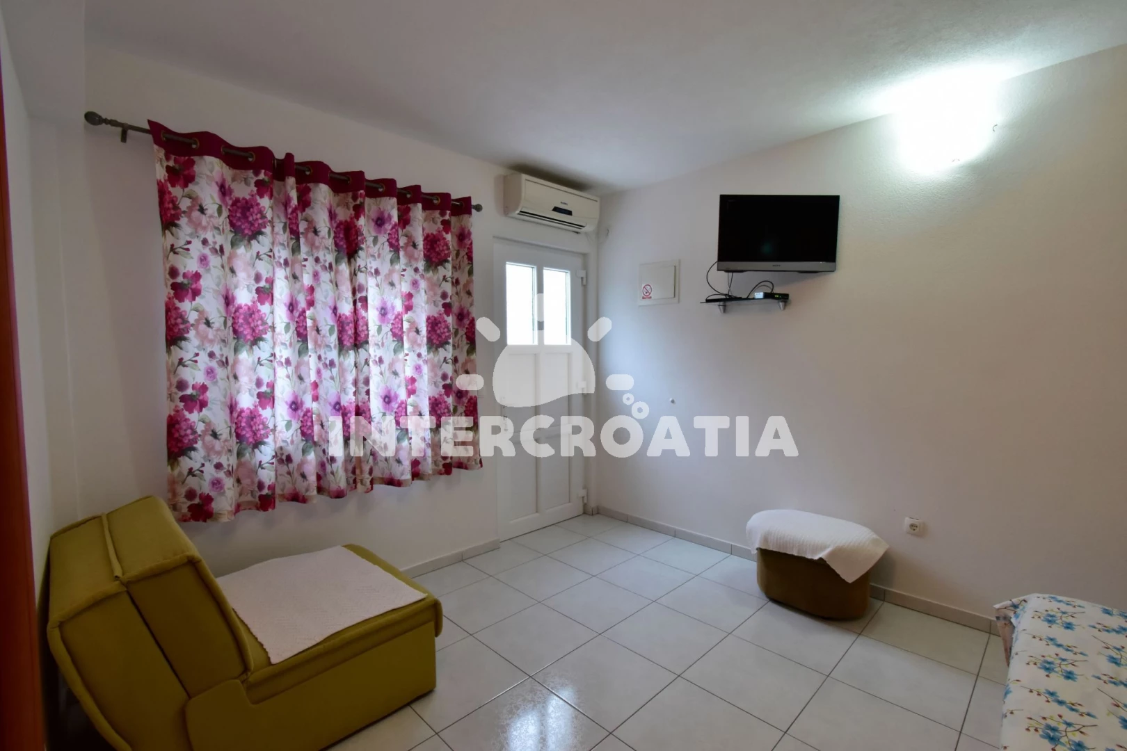 Apartmán Střední Dalmácie - Podaca DA 8192 N3