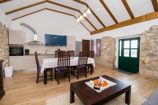 Vila Severní Dalmácie - Kakma DA 8195 N1