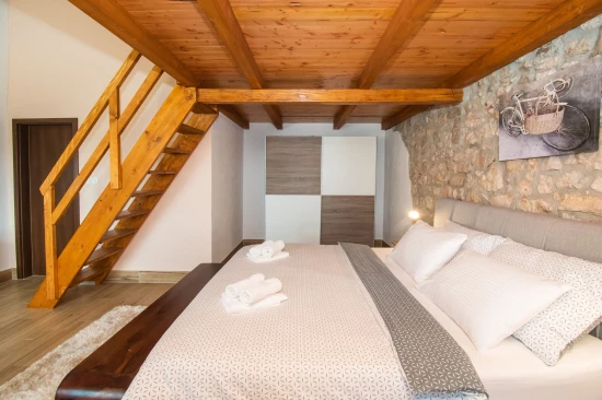 Vila Severní Dalmácie - Kakma DA 8195 N1