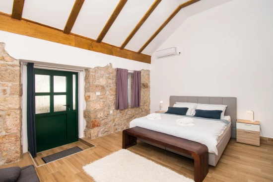 Vila Severní Dalmácie - Kakma DA 8195 N1