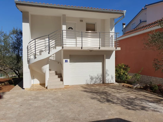 Apartmán Ostrov Pašman - Tkon OS 10113 N1