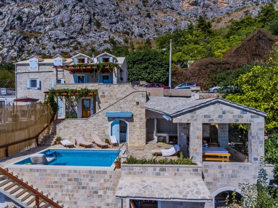 Vila Střední Dalmácie - Jesenice DA 8202 N1