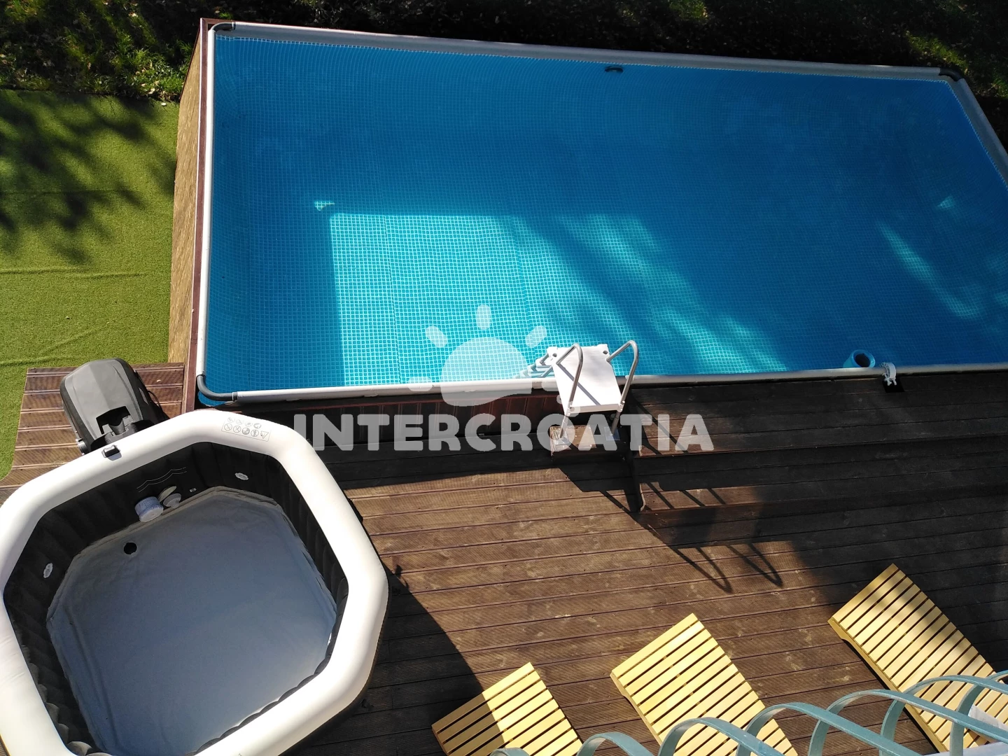 Domek Střední Dalmácie - Srinjine (Split) DA 8204 N1