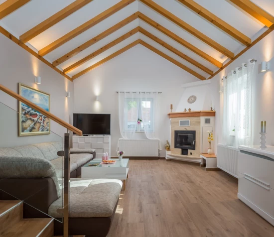 Vila Severní Dalmácie - Drniš (Šibenik) DA 8224 N1