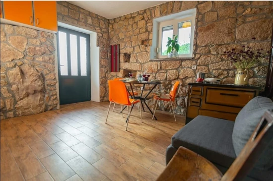 Domek Střední Dalmácie - Lovreć (Šestanovac) DA 8225 N1