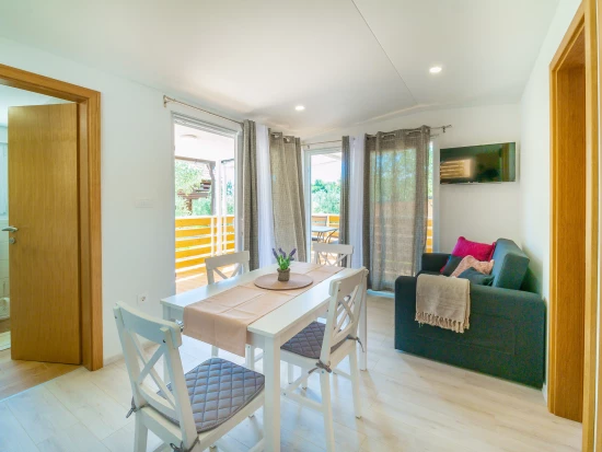 Mobilheim Severní Dalmácie - Sveti Filip i Jakov (Biograd) DA 8228 N2