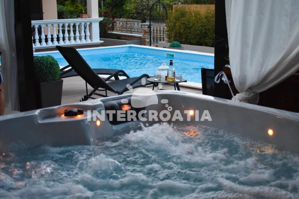 Apartmán Severní Dalmácie - Vodice DA 8230 N3