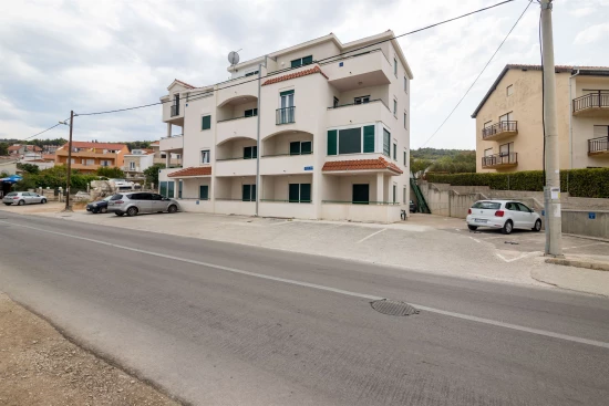 Apartmán Střední Dalmácie - Arbanija (Čiovo) DA 8235 N1