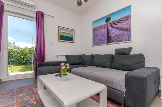 Apartmán Střední Dalmácie - Kaštela DA 8242 N1