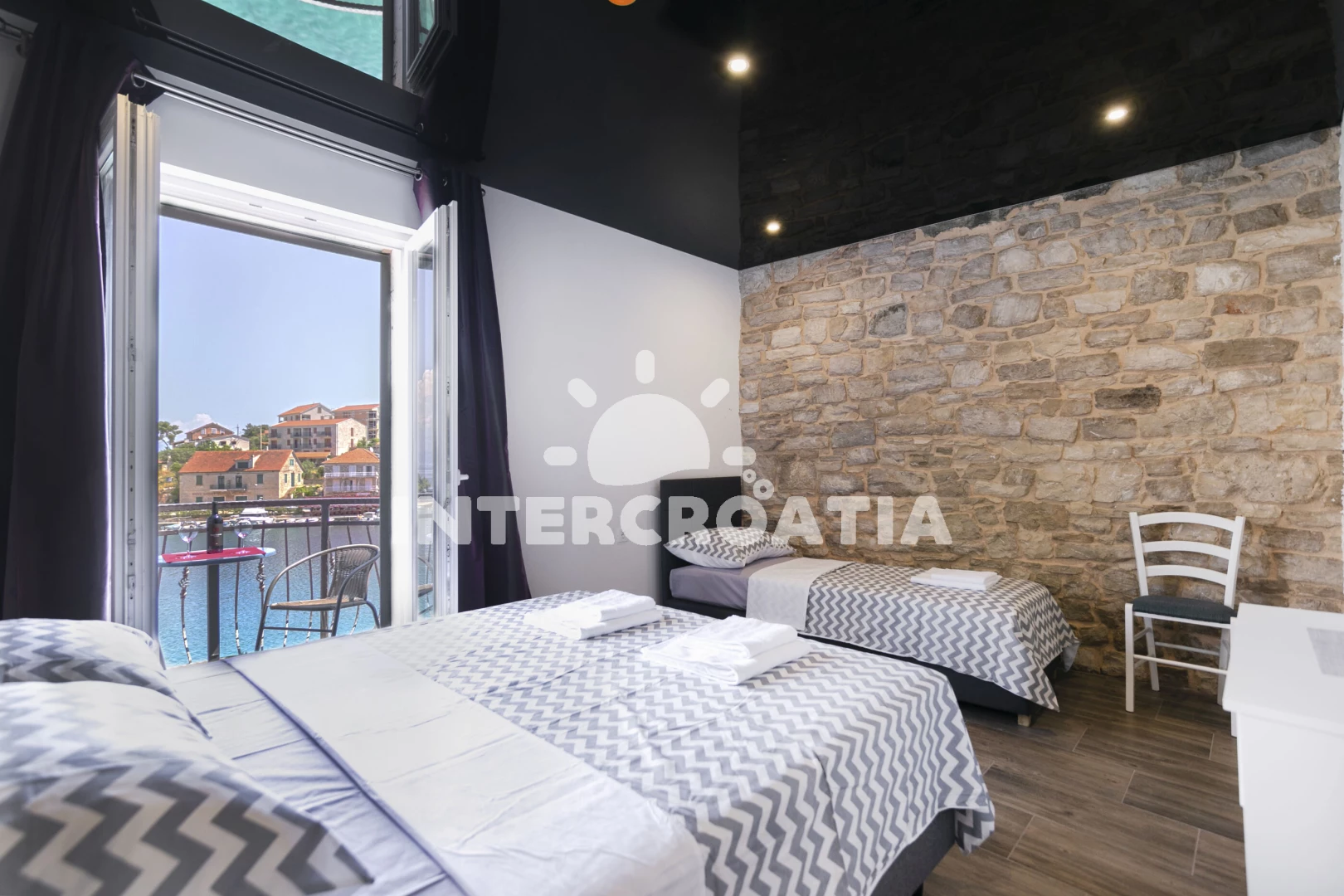 Apartmánový pokoj Ostrov Šolta - Stomorska OS 10147 N11