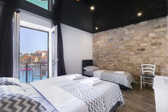 Apartmánový pokoj Ostrov Šolta - Stomorska OS 10147 N11