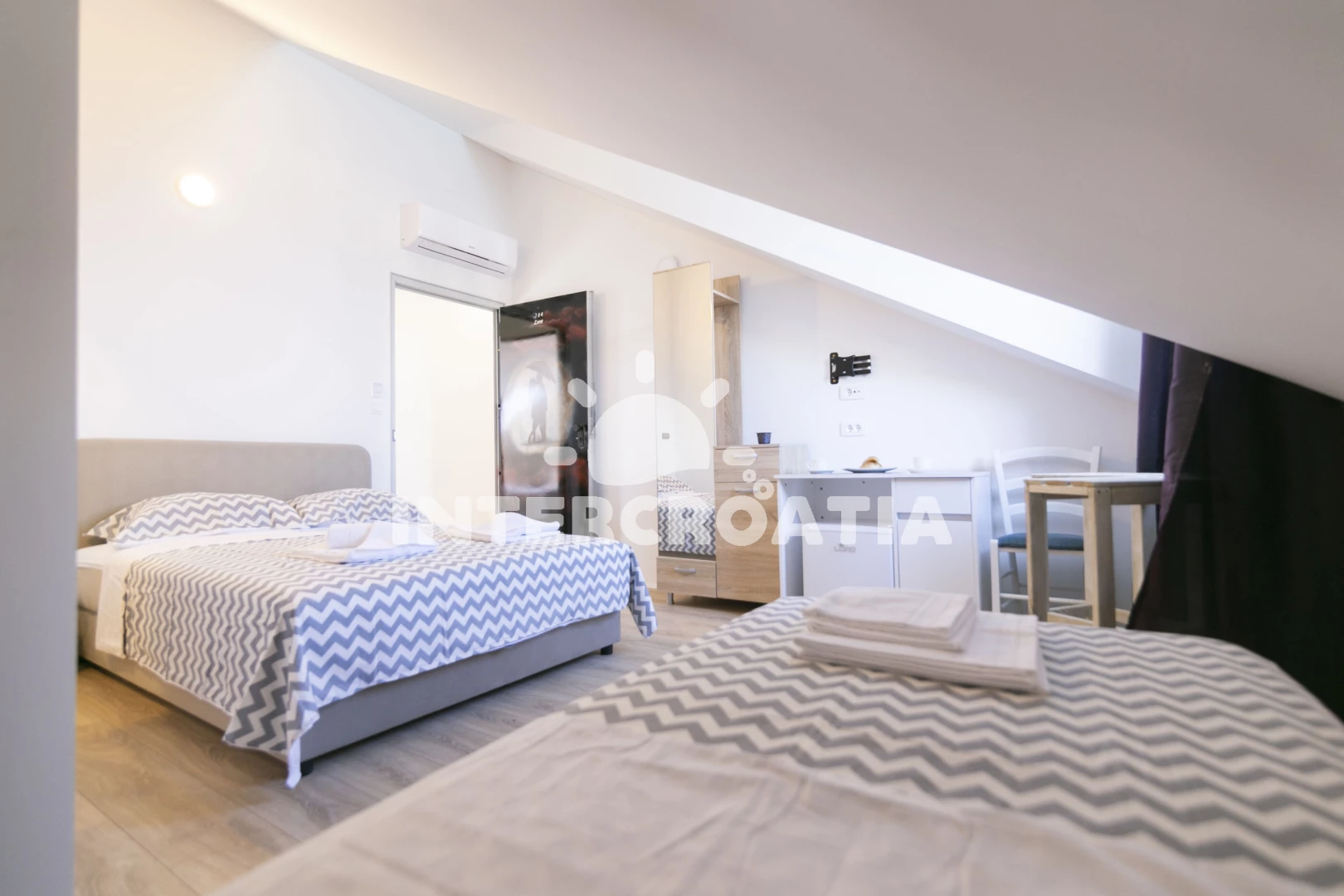 Apartmánový pokoj Ostrov Šolta - Stomorska OS 10147 N18