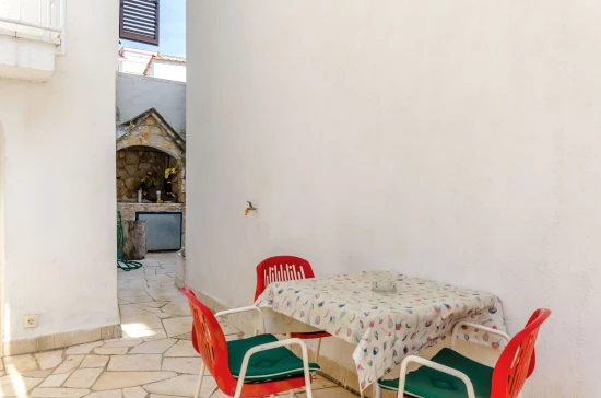 Apartmán Střední Dalmácie - Okrug Gornji DA 8243 N3