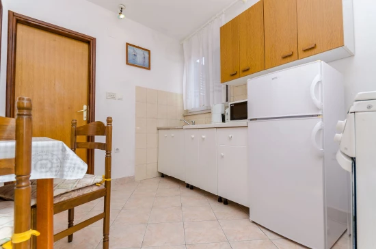 Apartmán Střední Dalmácie - Okrug Gornji DA 8243 N3