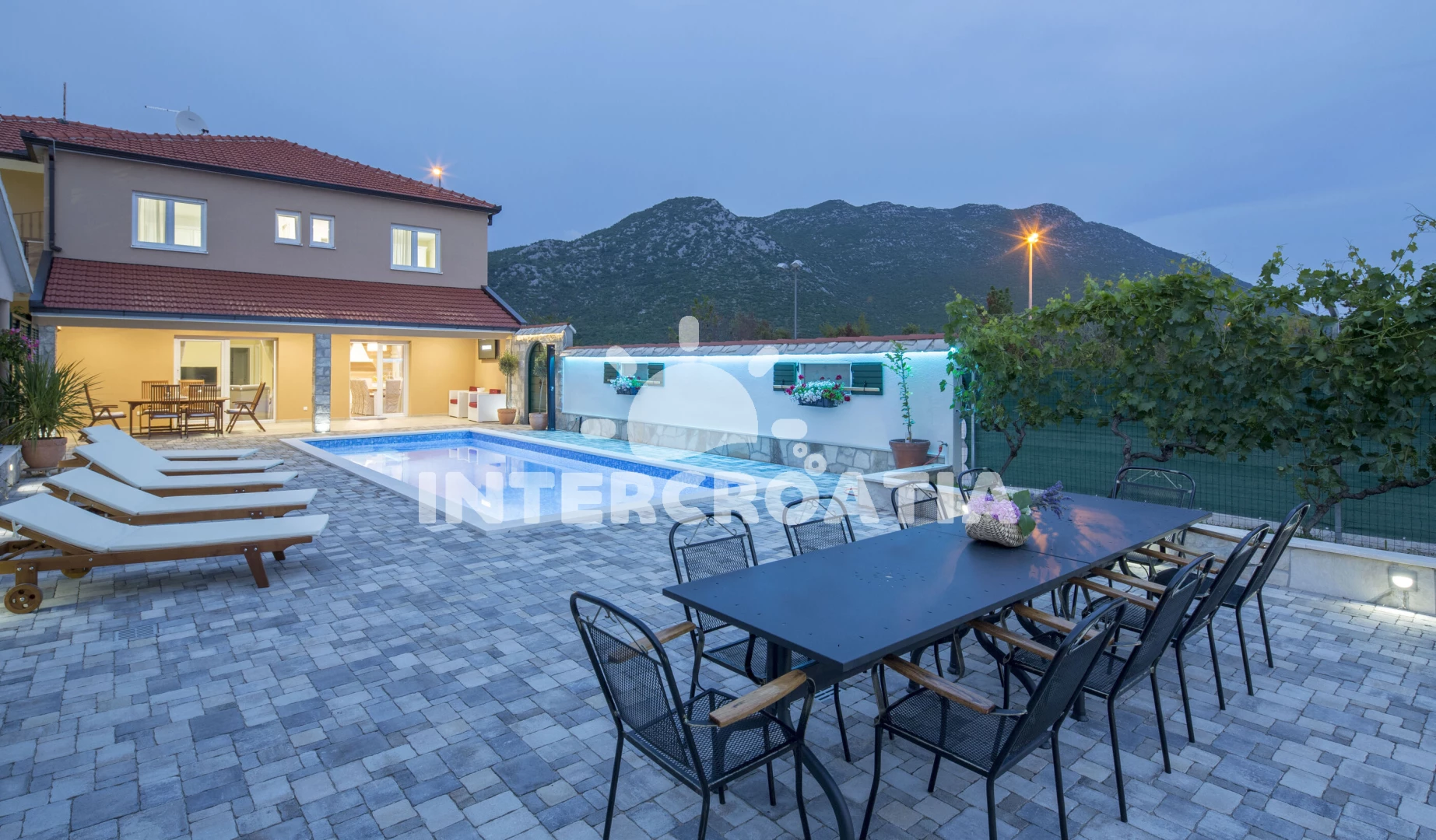 Domek Střední Dalmácie - Zavojane DA 8245 N1