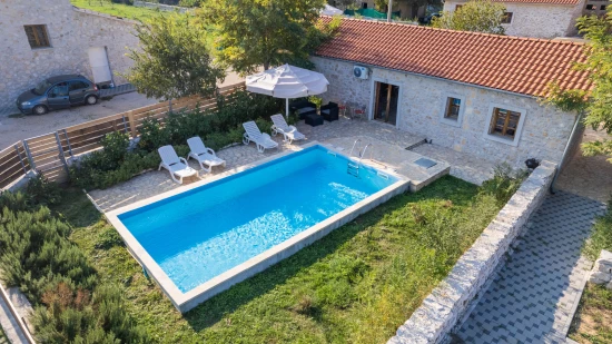 Domek Severní Dalmácie - Lišane Tinjske DA 8252 N1