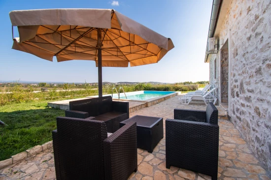 Domek Severní Dalmácie - Lišane Tinjske DA 8253 N1