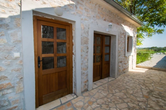 Domek Severní Dalmácie - Lišane Tinjske DA 8253 N1