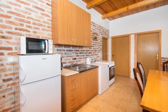 Domek Severní Dalmácie - Lišane Tinjske DA 8253 N1