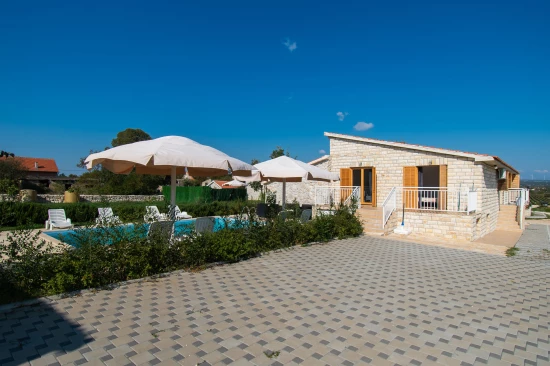 Domek Severní Dalmácie - Lišane Tinjske DA 8254 N1